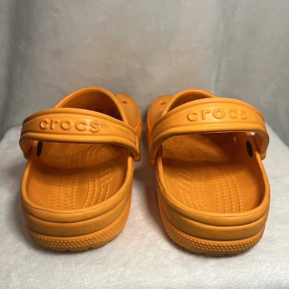 Crocs Classic Clog Orange Unisex Men's 4 Women's 6 Slip On Comfort Shoes